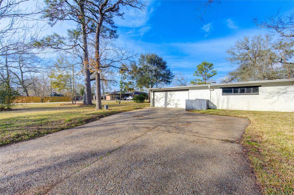 Garage/Side