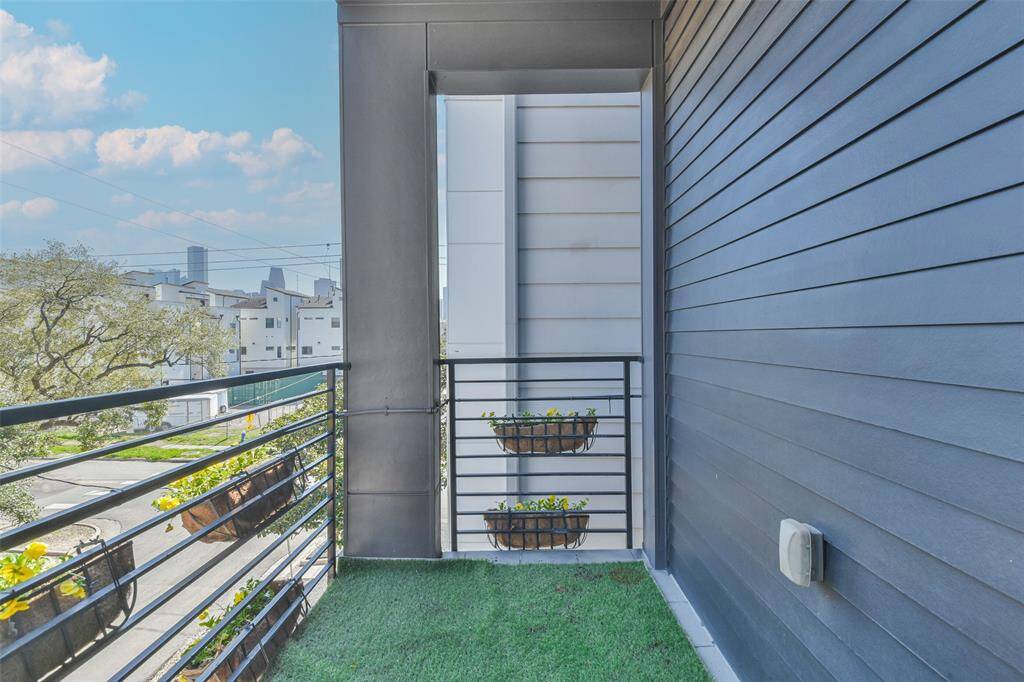Primary bedroom balcony