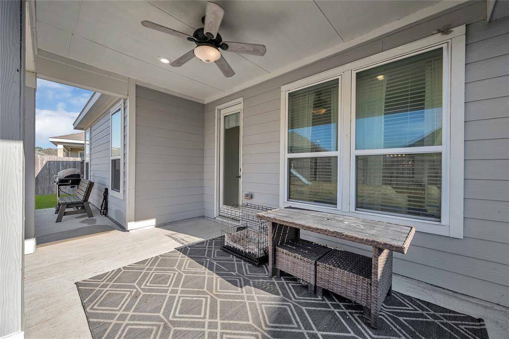 Covered back patio!