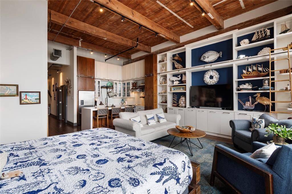 Combined living space