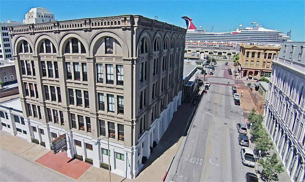 Historic Clark & Court Building walkable to all downtown has to offer