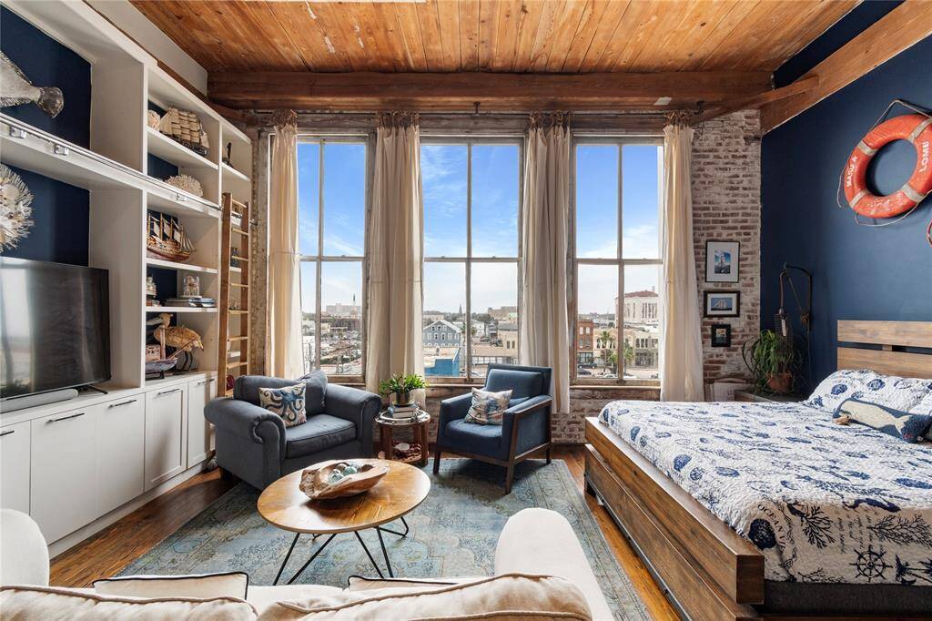 Large windows overlooking Downtown Galveston