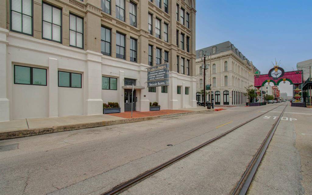 Street view/Trolley Route