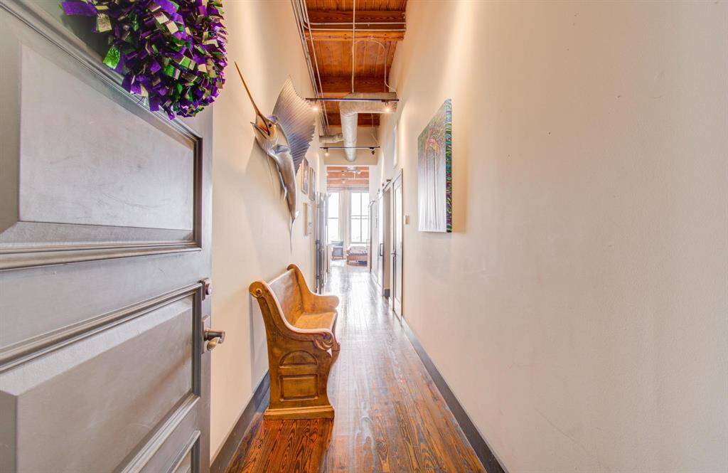 Welcome Home to your downtown loft