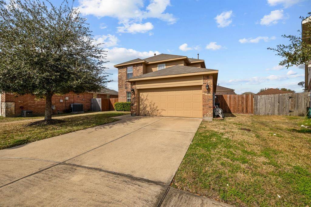 Welcome to 3120 Braepark Court!