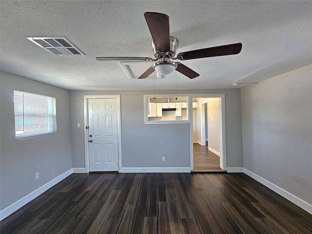 Flex/4BR/family room; has 1/2 bath and W/D Connections