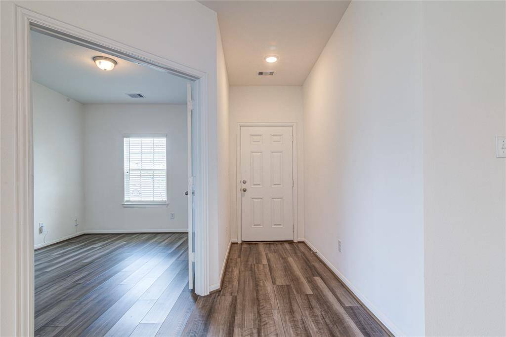 Entry with Extra Room