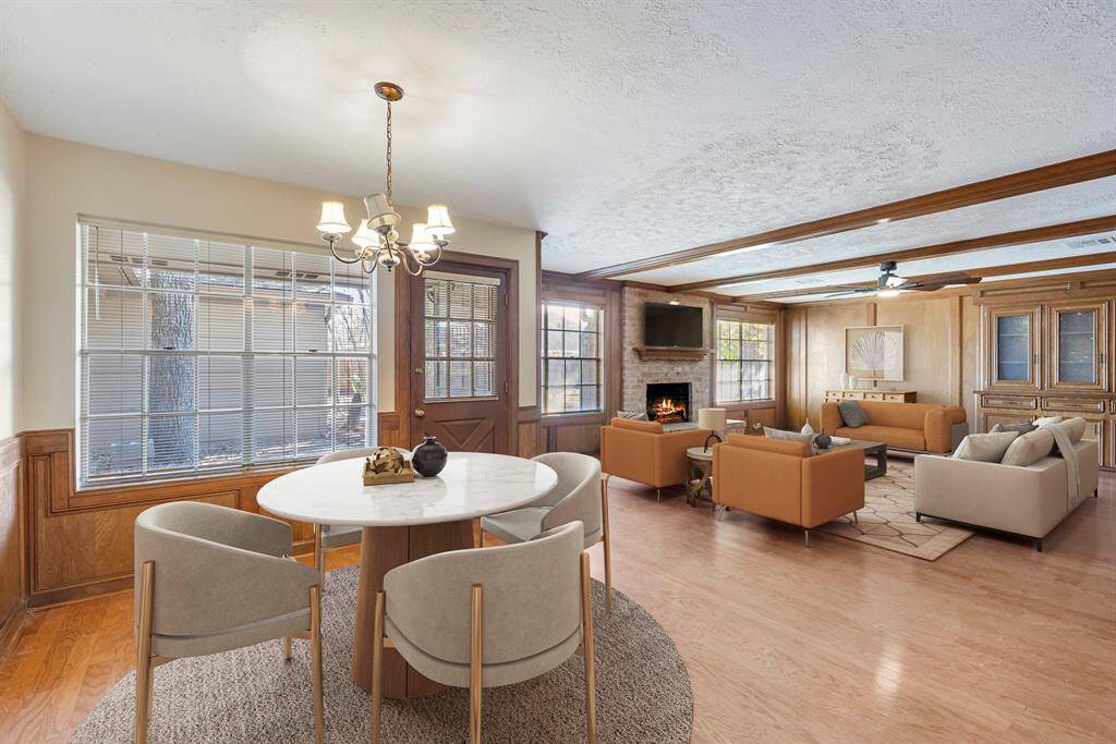 The large family room is perfect for entertaining friends and family. *This image has been virtually staged.
