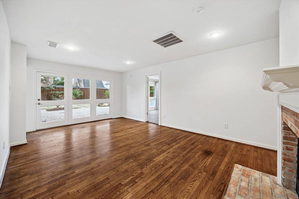 Reverse view of the family room - door on the right leads to the primary bedroom.