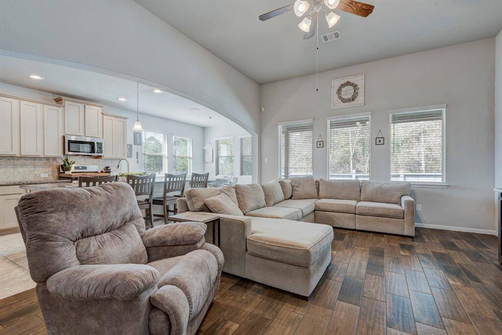 Another picture showing the amount of natural light this room has to offer.
