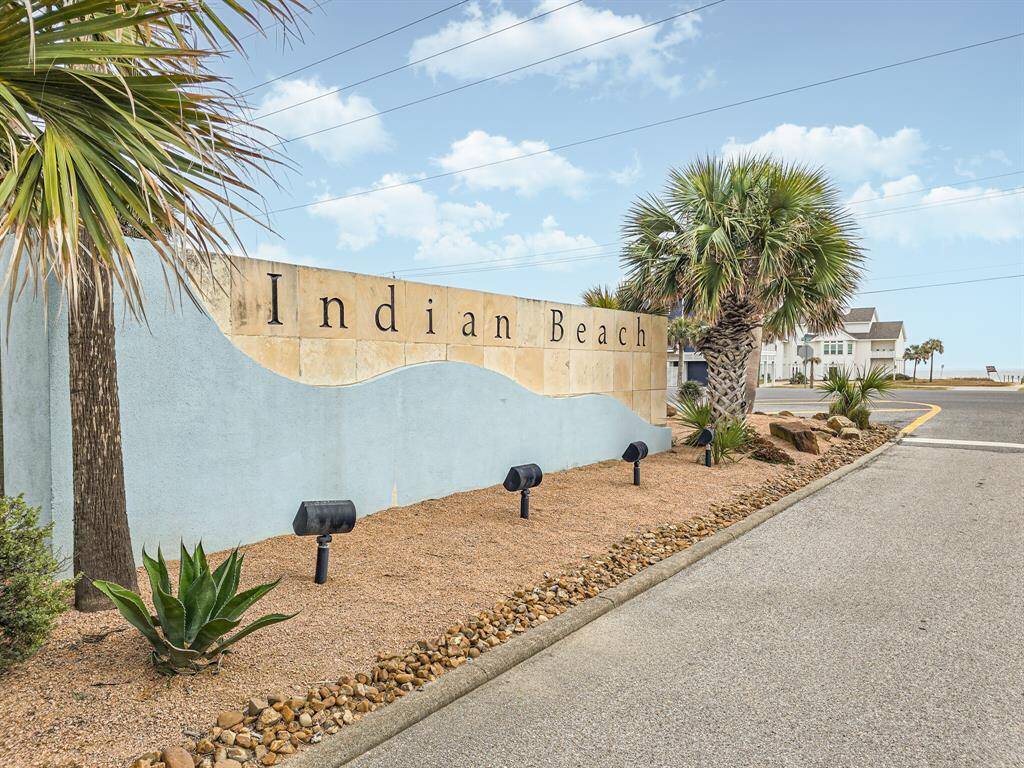 Indian Beach was originally developed in 1980 by George Mitchell and has both bayside and beachside sections.