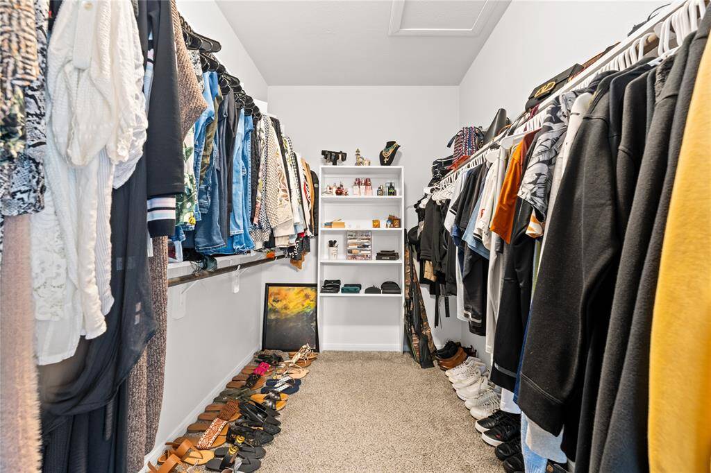 Master walking closet