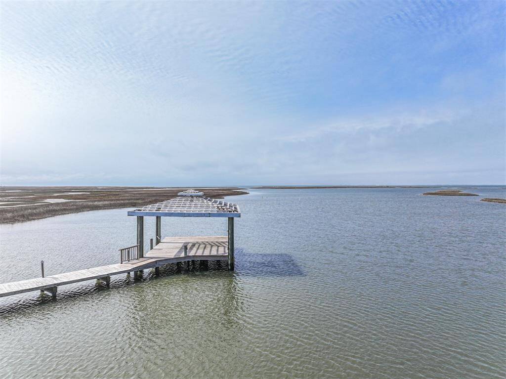 Relax and fish on the community fishing pier