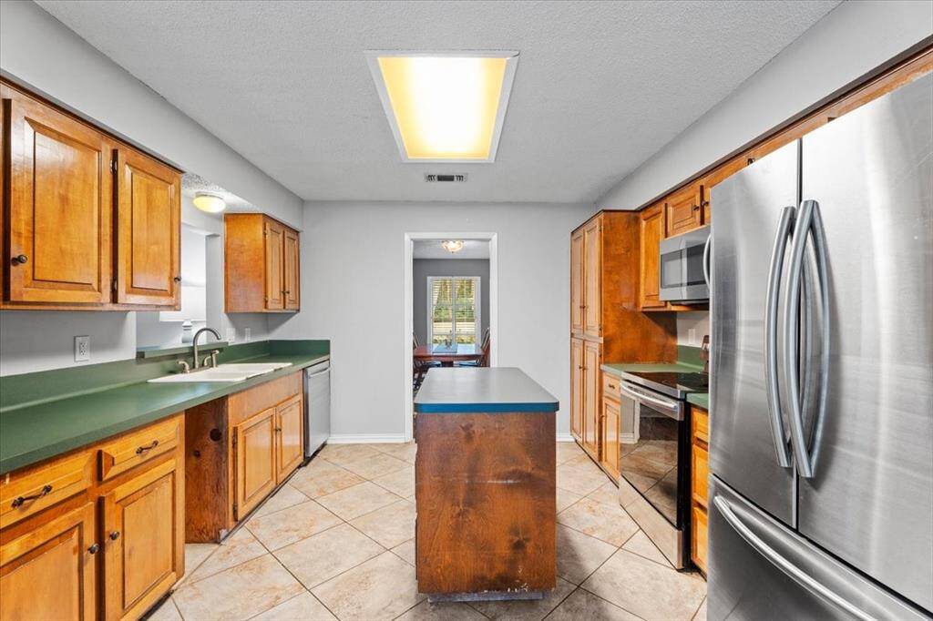 Plenty of storage in this kitchen!