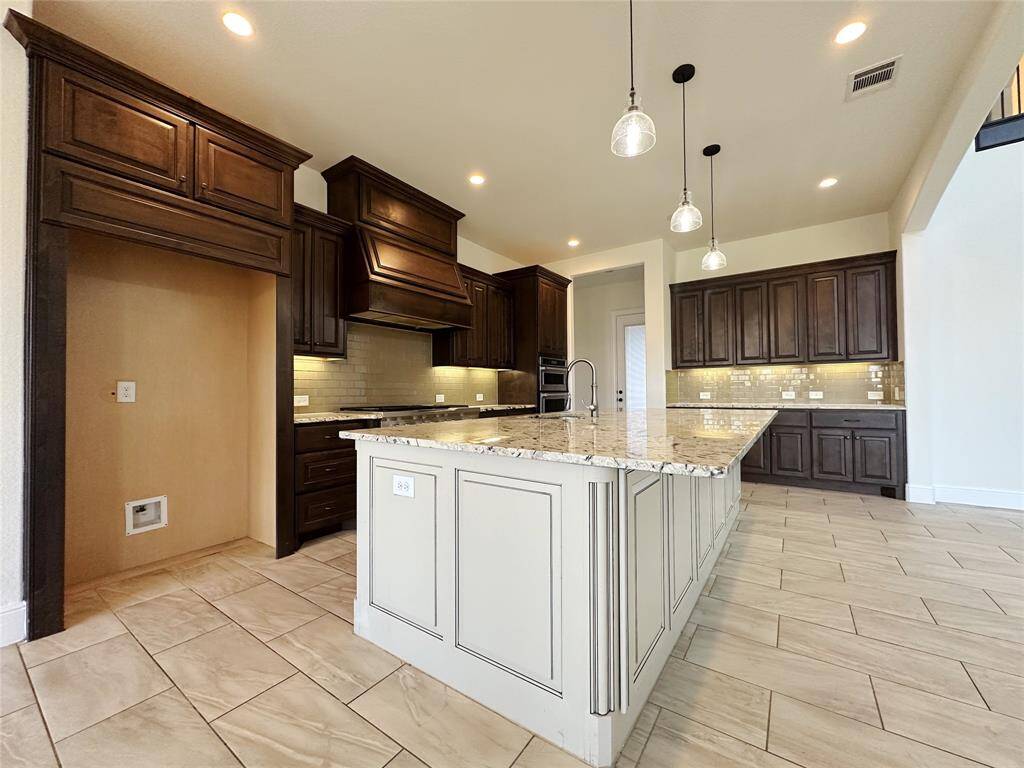 Formal dining room
