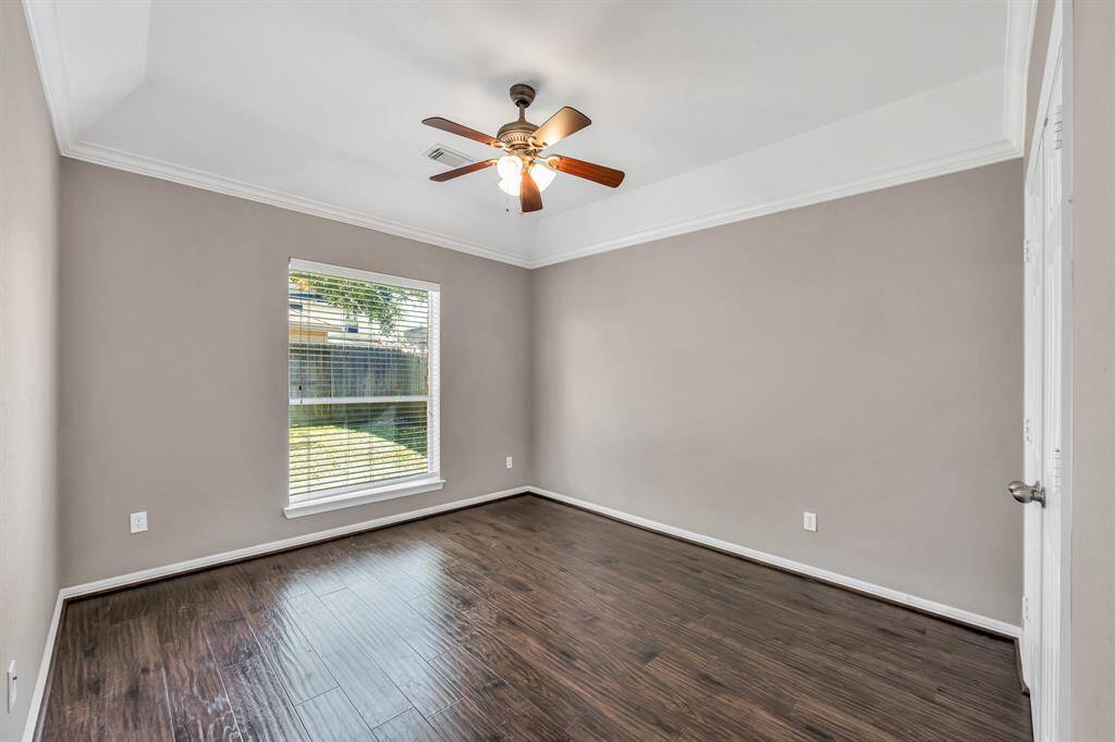 Bedroom #1