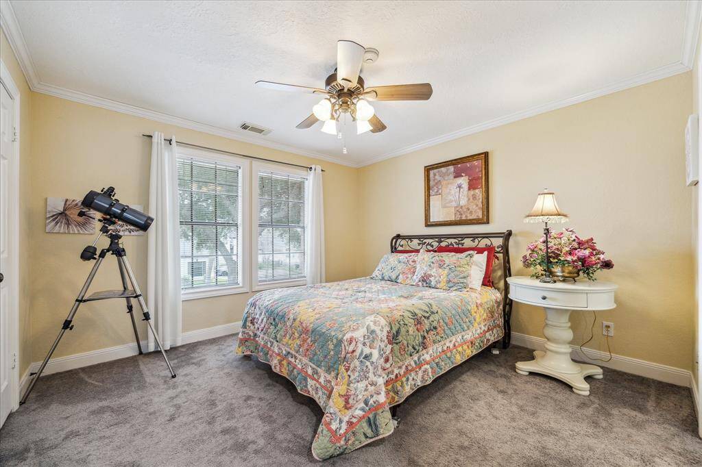 Fourth Bedroom w/ En-suite