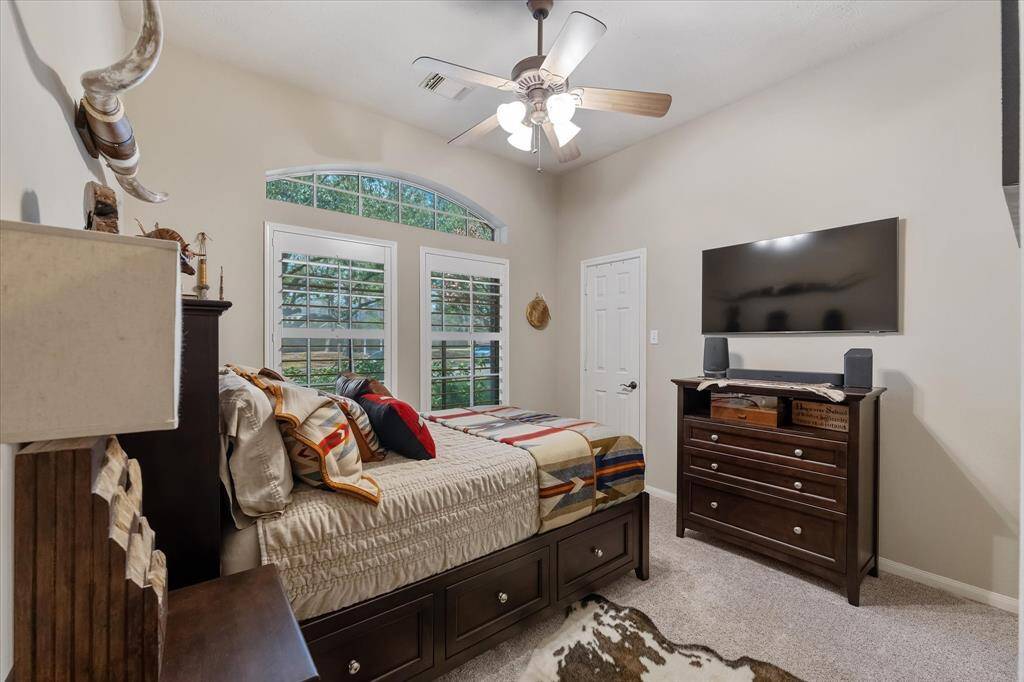Second bedroom