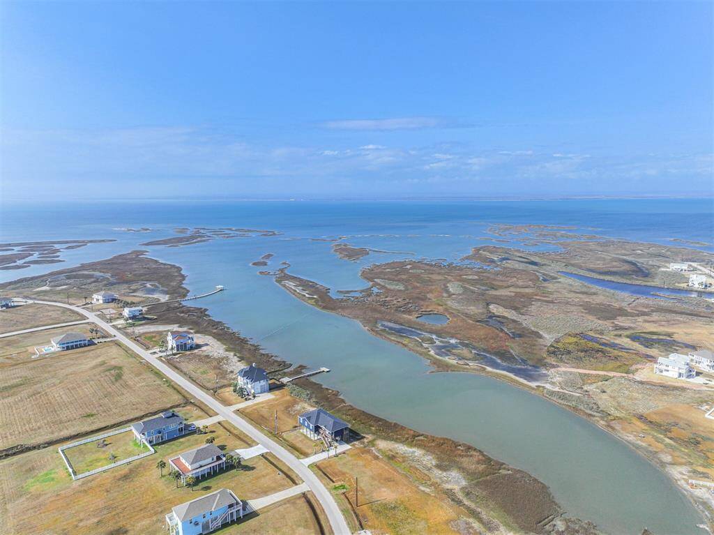 Fantastic bayfront lot - 3819 Mitote Drive!