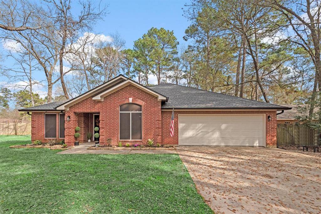 Welcome Home to 414 Weisinger in the sought after community of Westwood in Magnolia. Welcome to where the feel is country life but the convenience is that of the city. Westwood offers everything within minutes of home.