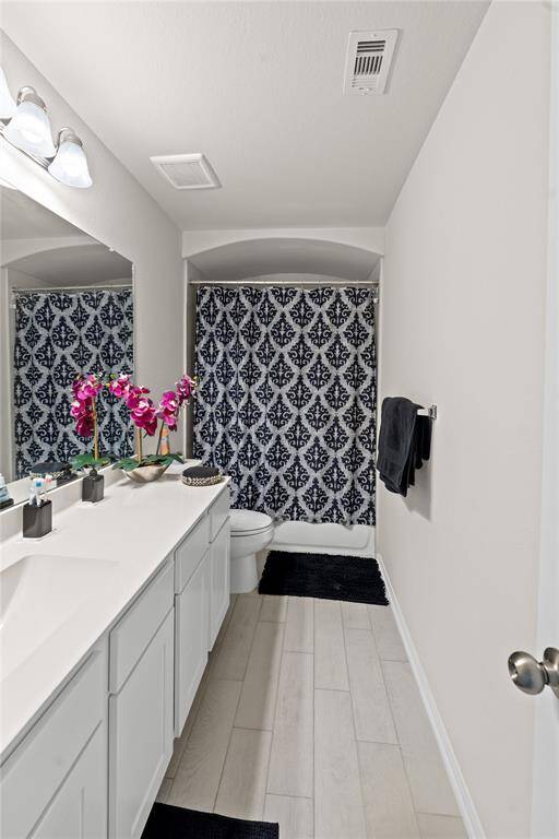 Bathroom upstairs