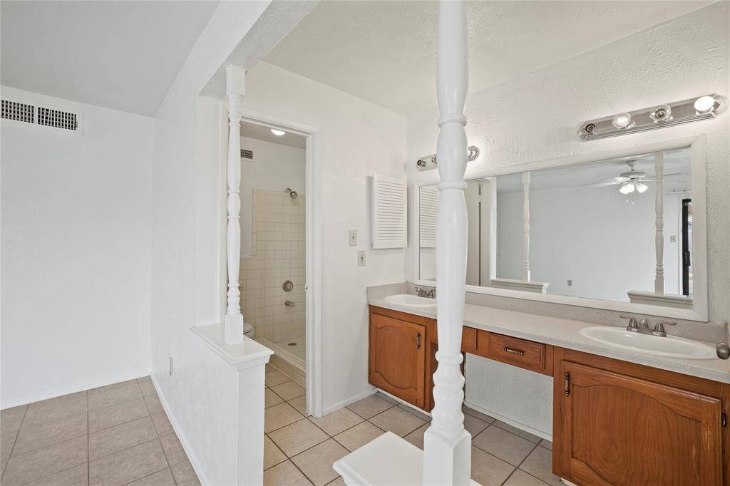primary bath