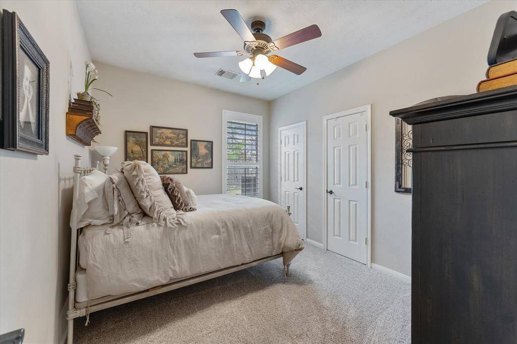 Fourth bedroom