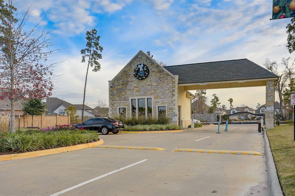 The property is located in a 24 hour manned gated section