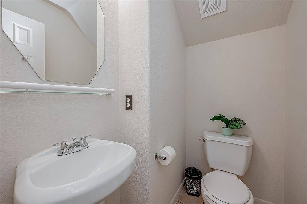 Guest Bathroom Downstairs