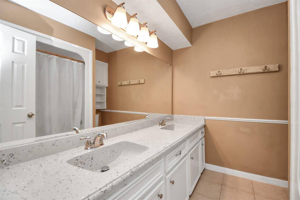 Secondary Bath