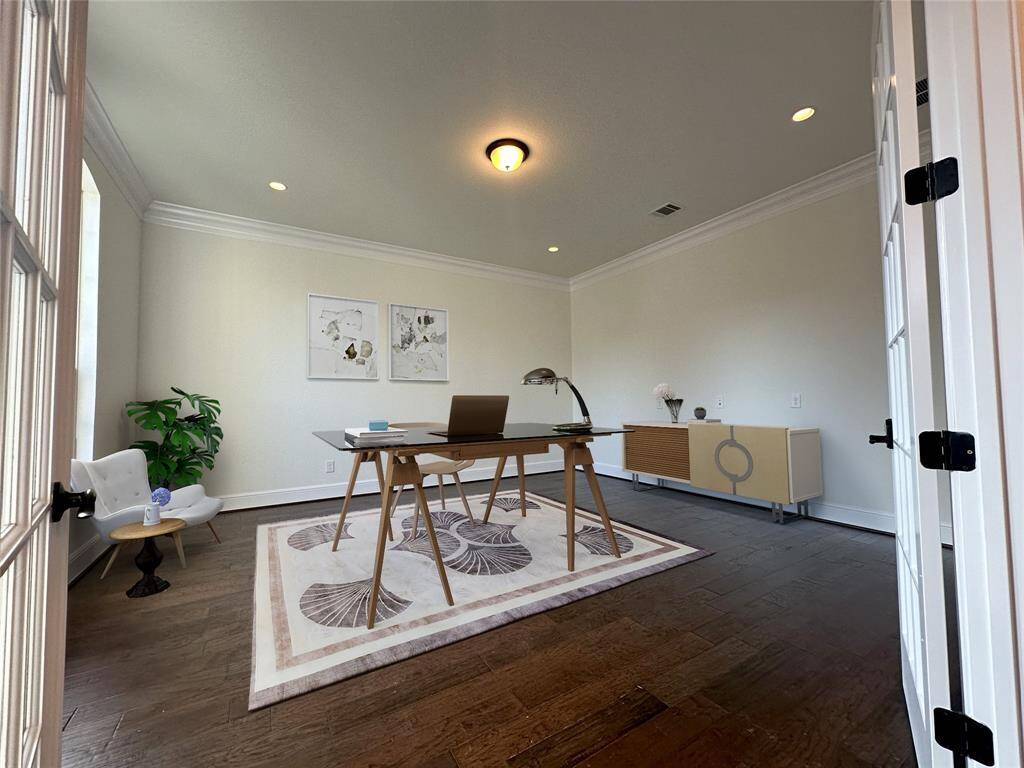 Virtually staged office