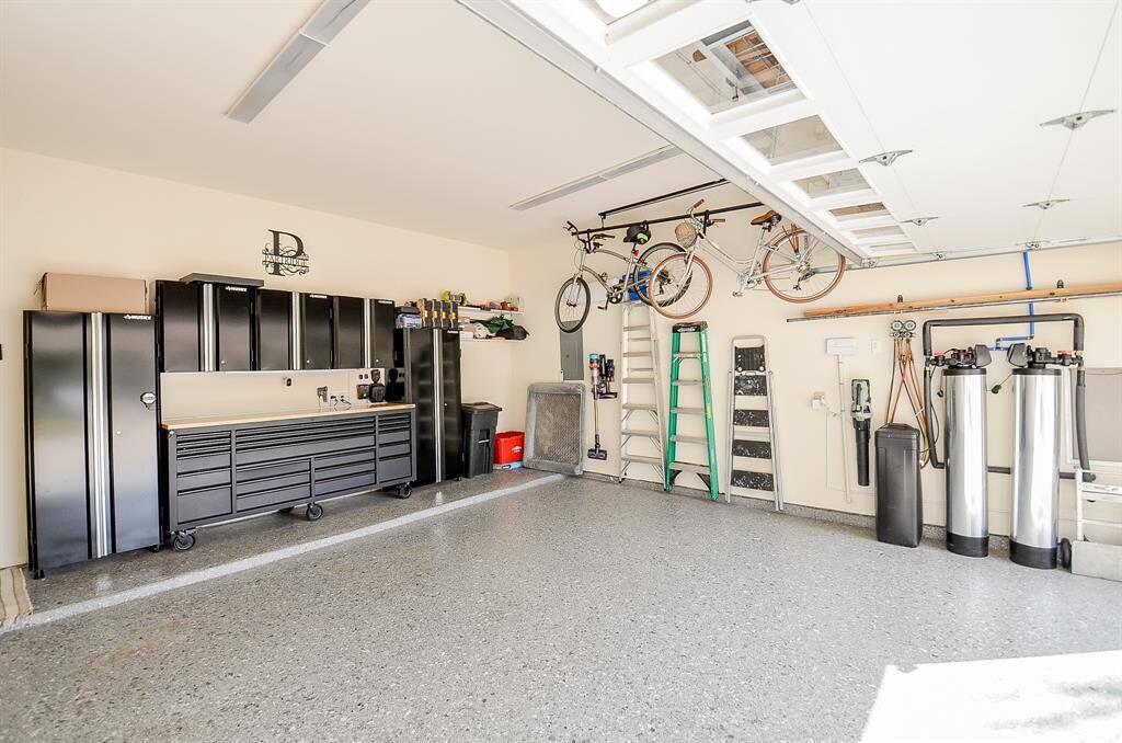 The home also comes with a Pure Water dual water filter, softener and conditioner (2023).