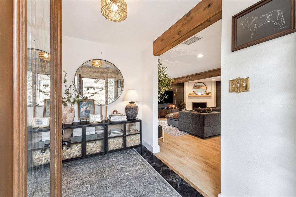 Nice sized entry welcomes you inside.