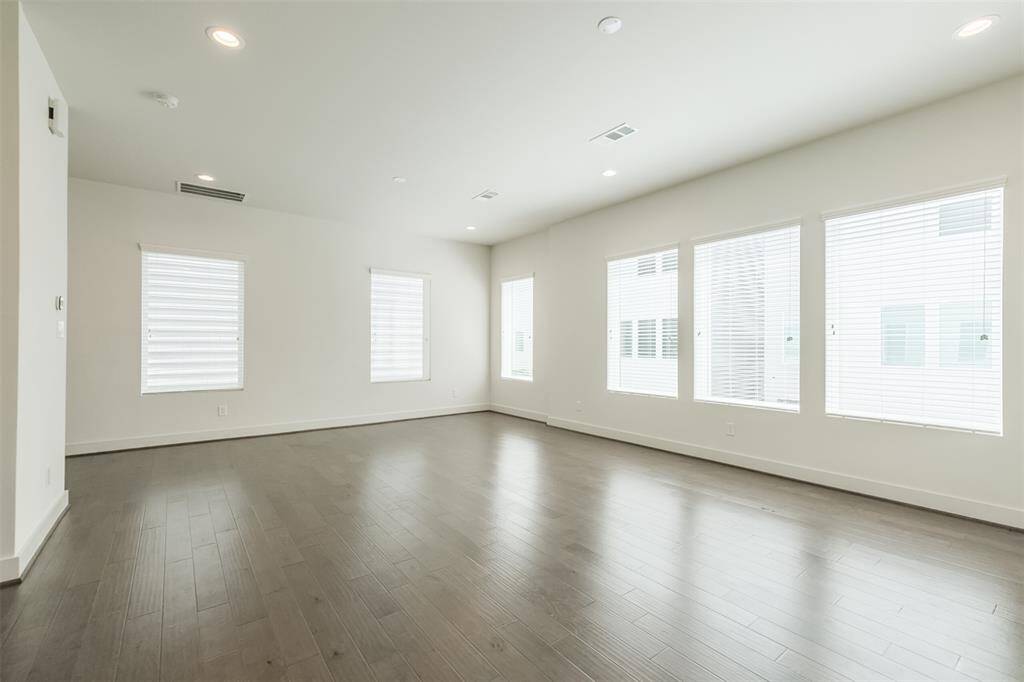 Enhance the space with large windows designed to flood the room with abundant natural light, creating a bright and welcoming atmosphere.