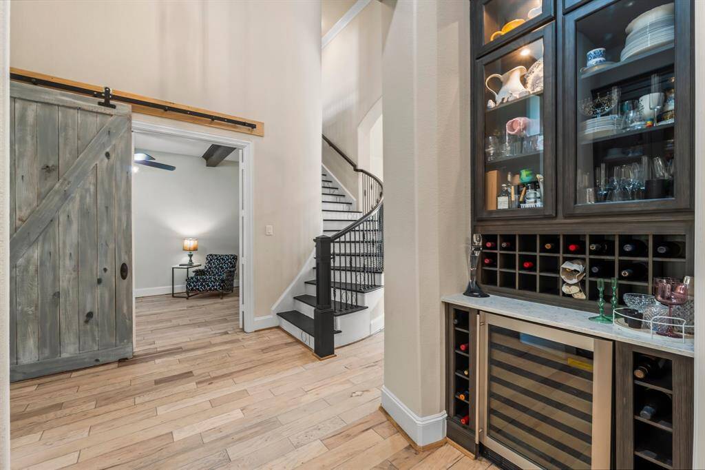 Coffee Bar/Office