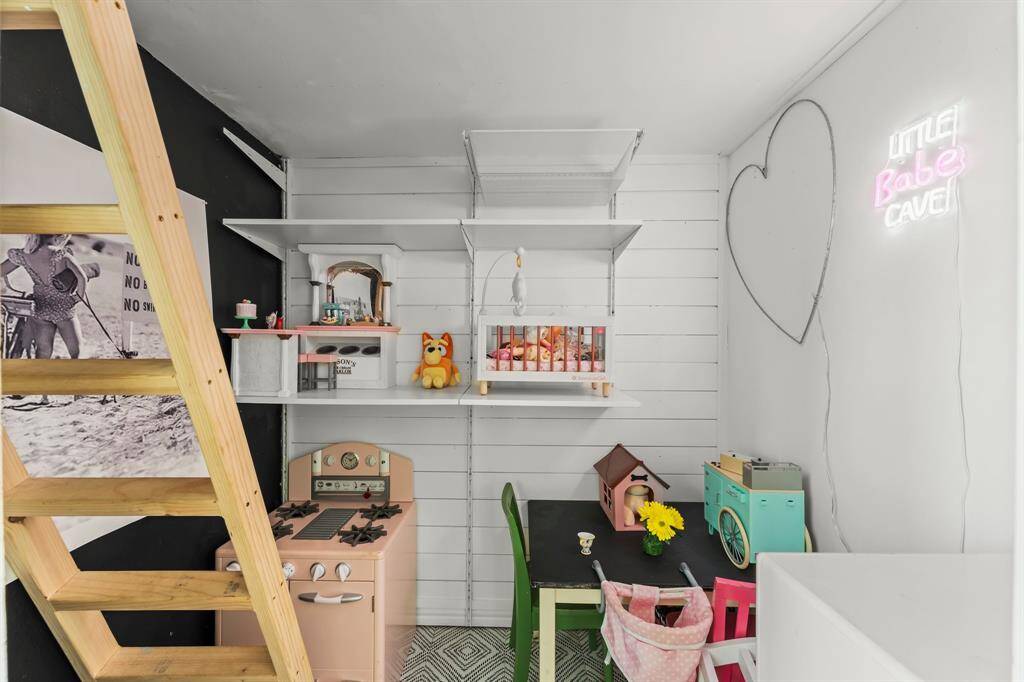 Playhouse