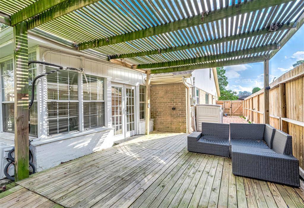 Deck View to Front