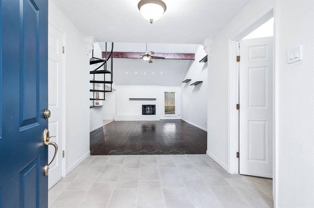 Entry with Tile Flooring