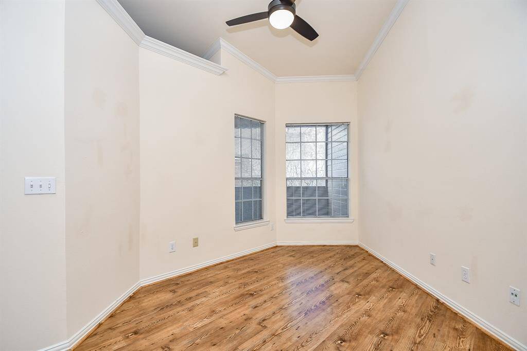 Secondary Bedroom Or Could be used as a Nice Office!