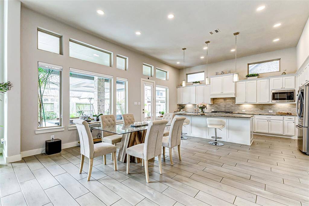 Dining area is spacious enough to fit a 12-15 seats set.