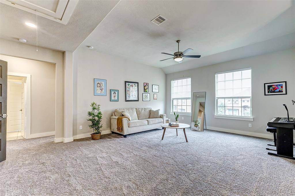 Great space as Game Room area. Plenty of possibilities.