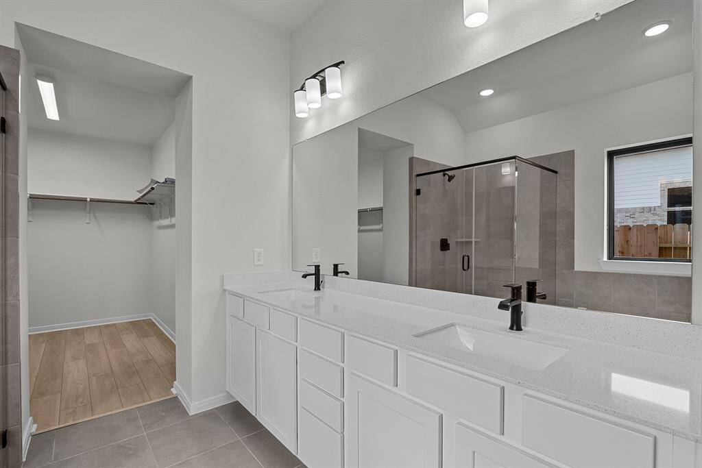 REPRESENTATIVE PHOTO - Photo does not represent actual home options and selection. Ask Sales consultant for specific selections.