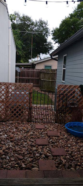 Back covered deck