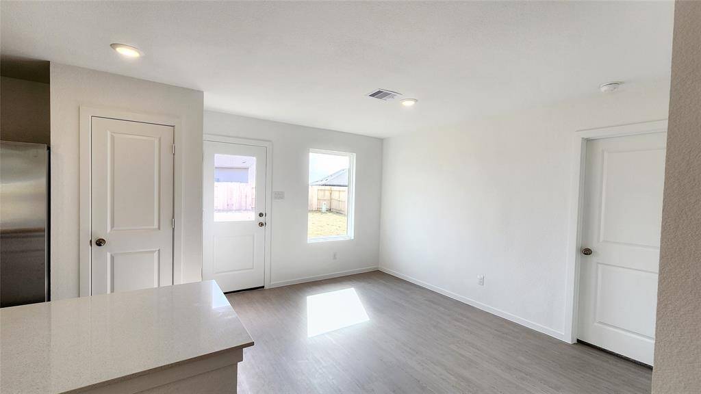 Kitchen to Breakfast/Dining area
