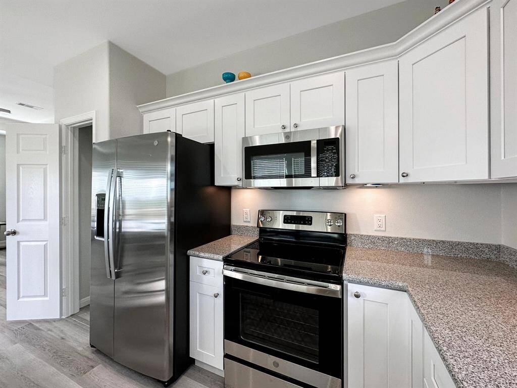 Similar house built by same builder not the existing model