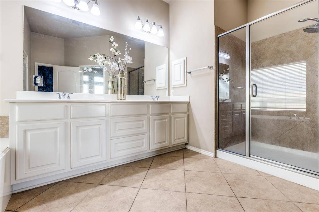 His & Hers Master Bathroom Counters