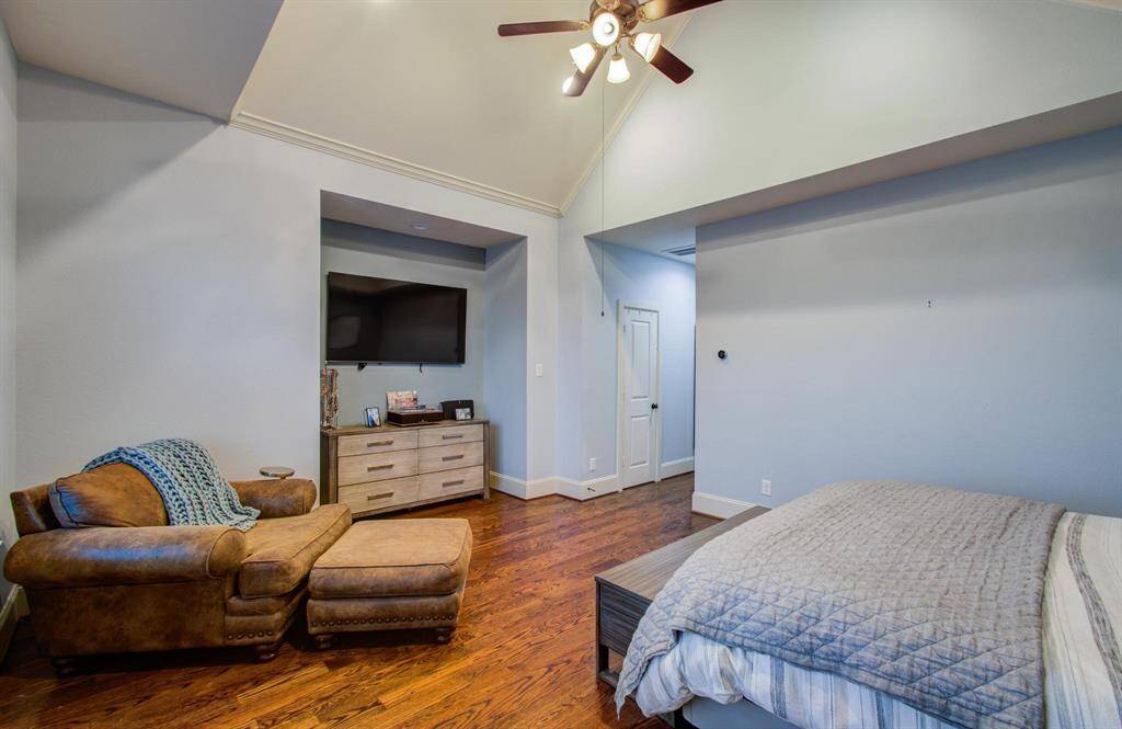 Hardwood floors throughout