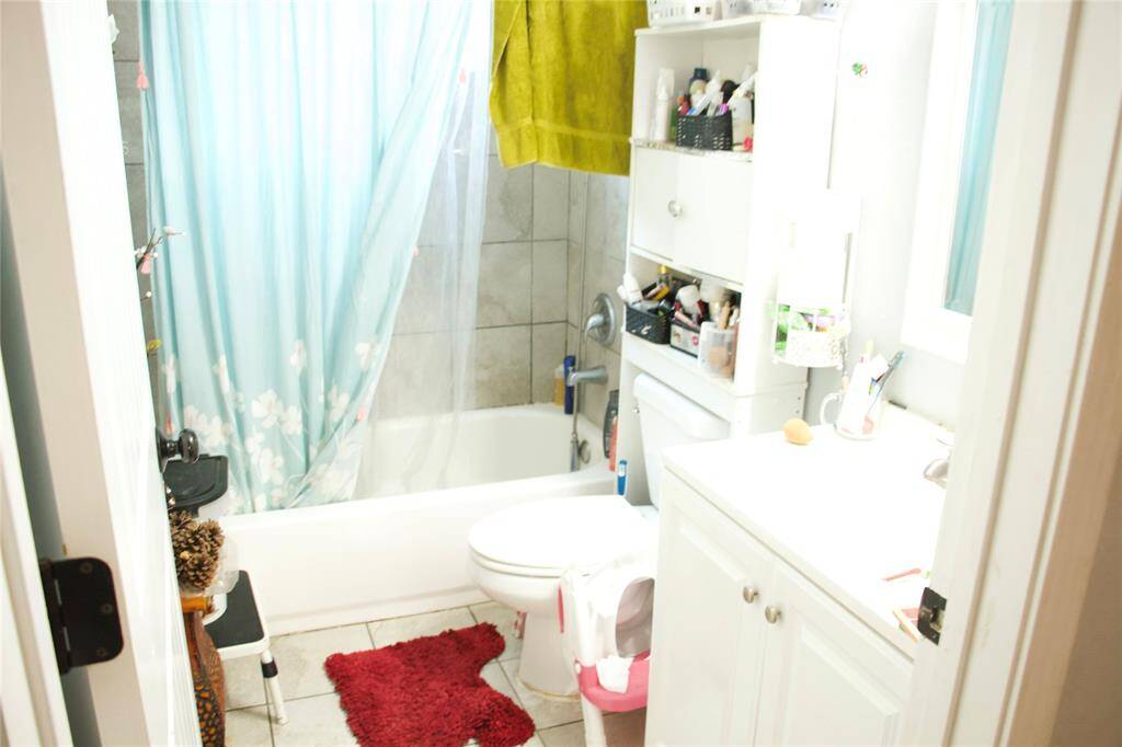 Another view of bathroom, Unit A