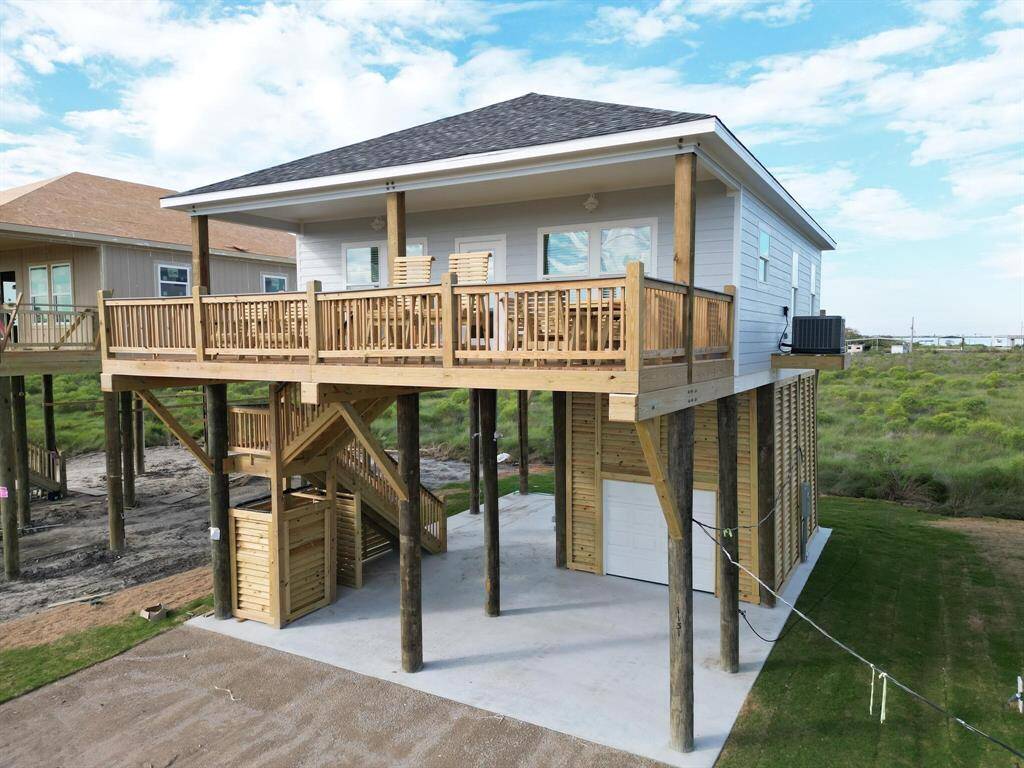 imilar house built by same builder not the existing model