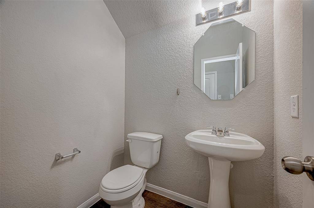 Powder room